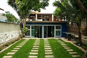 Hostel House Santinho