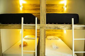 Hostel House Santinho