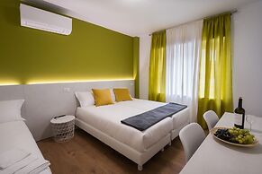 Zona 30 Bike Guesthouse