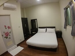 Malaya Guesthouse