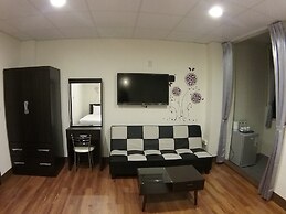 Malaya Guesthouse