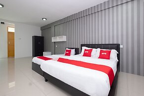 OYO 90054 Summer Inn