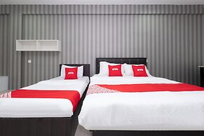 OYO 90054 Summer Inn