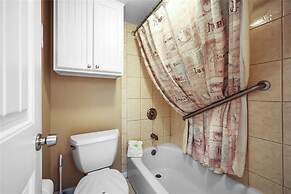 Seascape 1111 2 Bedroom Condo by RedAwning