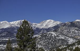 Primavista Luxury At Windcliff 3 Bedroom Condo by RedAwning