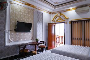 Little Saigon Hostel