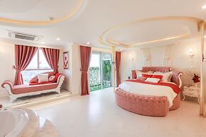 Couple Retreats - Romantic Apartment