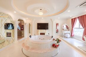 Couple Retreats - Romantic Apartment