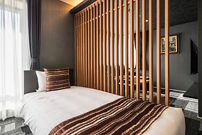 GRAND BASE Mojiko Ekimae