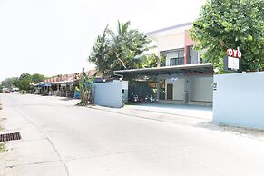 OYO 732 Juthamas Hotel