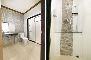 OYO 732 Juthamas Hotel