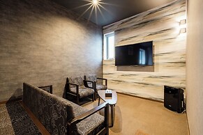 GRAND BASE Moji Nagomi