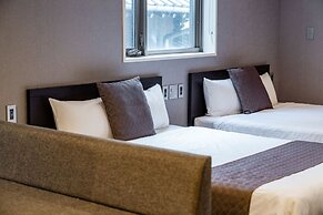 GRAND BASE Moji Nagomi