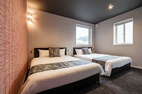 GRAND BASE Moji Nagomi