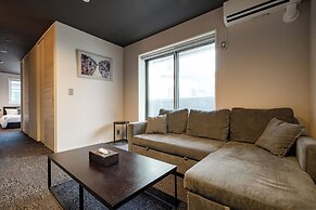 GRAND BASE Moji Nagomi