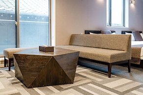 GRAND BASE Moji Nagomi