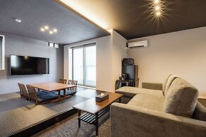 GRAND BASE Moji Nagomi