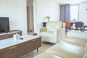 Phoenix Apartment by LINK