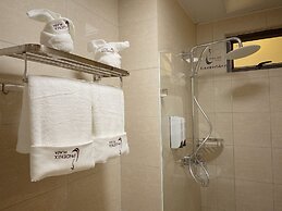 Phoenix Apartment by LINK