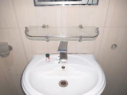 Neelam Palace Hotel