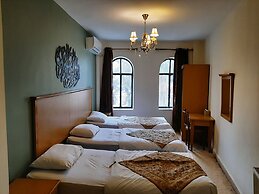 Moab Land Hotel
