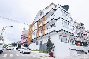 TTR Studio Apart Hotel