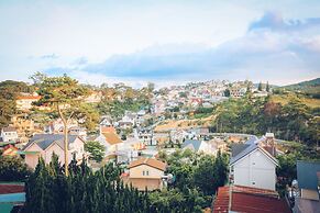 TTR Studio Apart Hotel