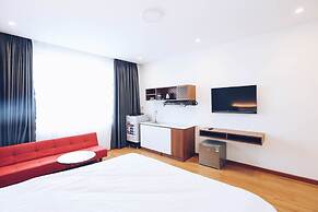 TTR Studio Apart Hotel