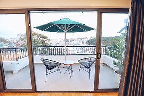 TTR Studio Apart Hotel