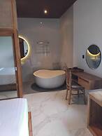 Sujiwa Ubud Hotel & Villa