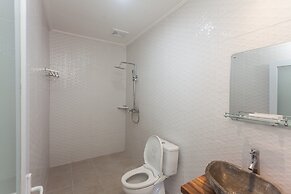 Sujiwa Ubud Hotel & Villa