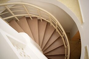 Sunrise View Beachfront Apartments