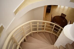 Sunrise View Beachfront Apartments