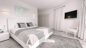 Villa The White Pearl