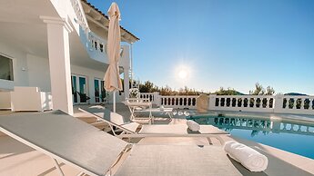 Villa The White Pearl