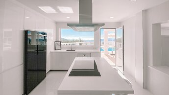 Villa The White Pearl