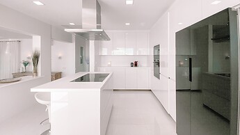 Villa The White Pearl