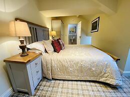 The Moon Inn at Stoney Middleton