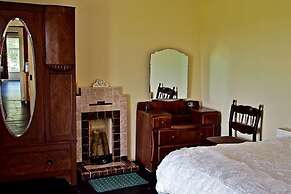 Shannon View 3 Bed Farm House With Private Parking