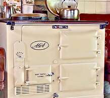 Shannon View 3 Bed Farm House With Private Parking