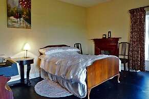 Shannon View 3 Bed Farm House With Private Parking