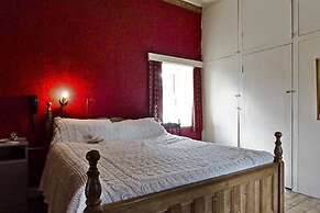 Shannon View 3 Bed Farm House With Private Parking