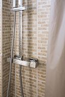 Sun-splashed Skyline Apt