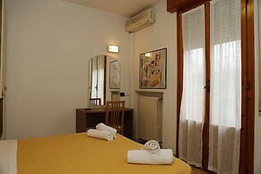 Hotel Villa Dina