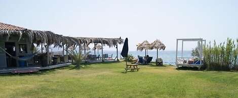 Alekos Beach Houses-Roni