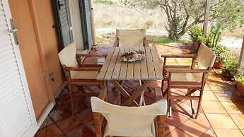 Alekos Beach Houses-Roni