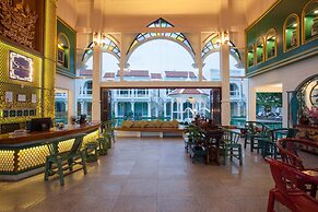 Supicha pool access hotel