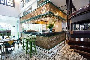 Supicha pool access hotel