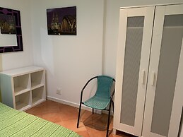 House and Rooms in Lisbon