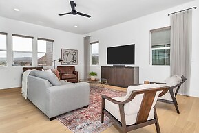 20 At Bloomington Country Club 3 Bedroom Condo by RedAwning